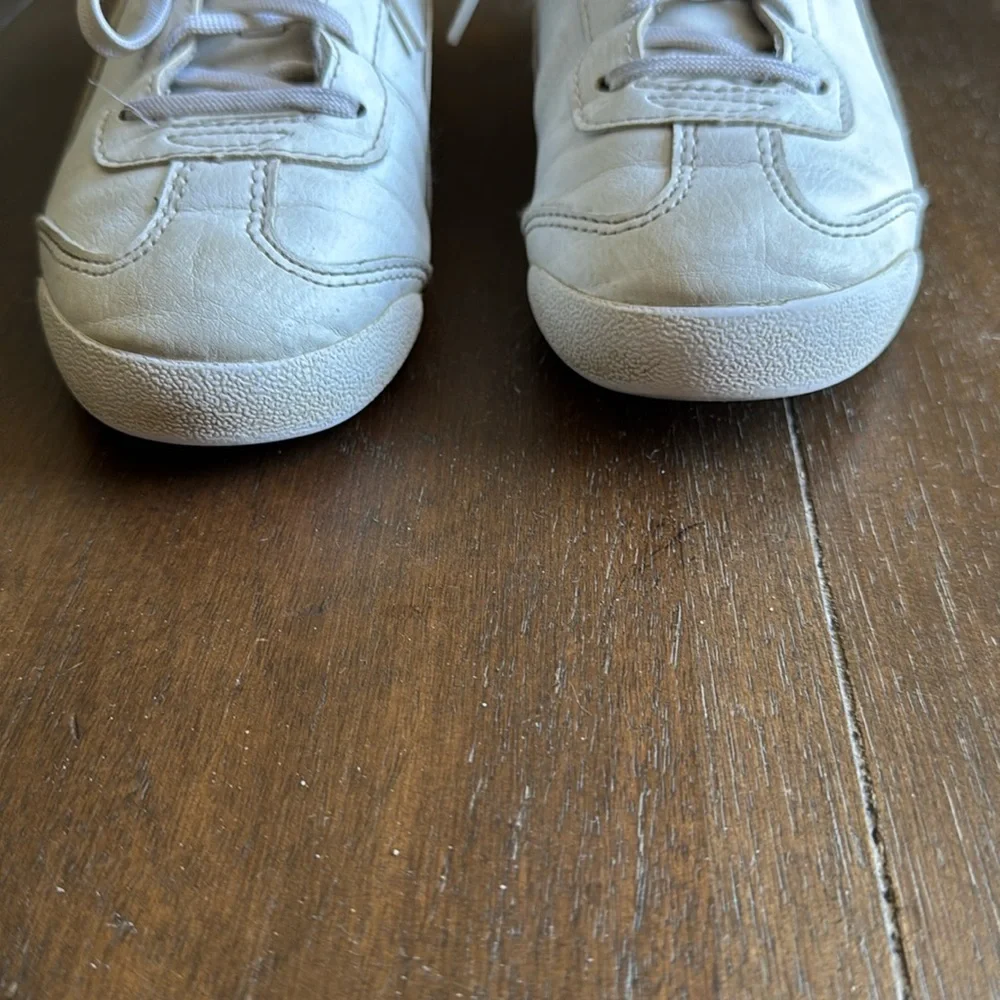 Size 3.5C white puma soft foam Turino L PS sneakers
